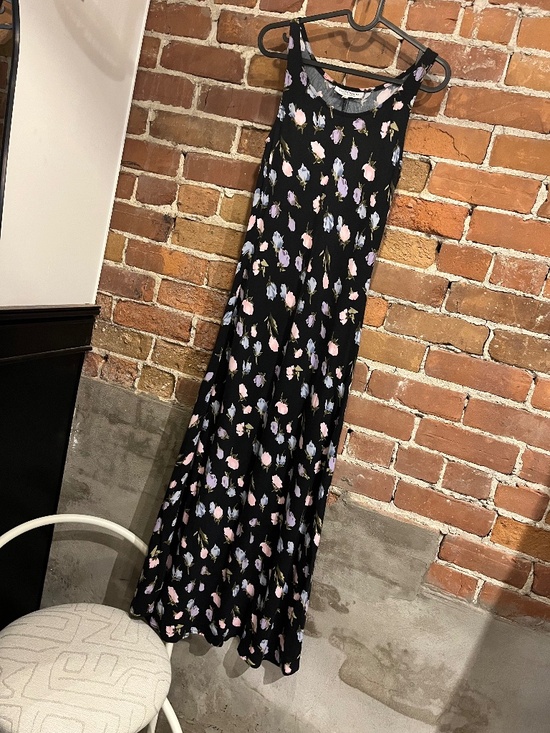 le chateau Dresses & Skirts - Vintage 90s Le Chateau Dark Floral Maxi Dress